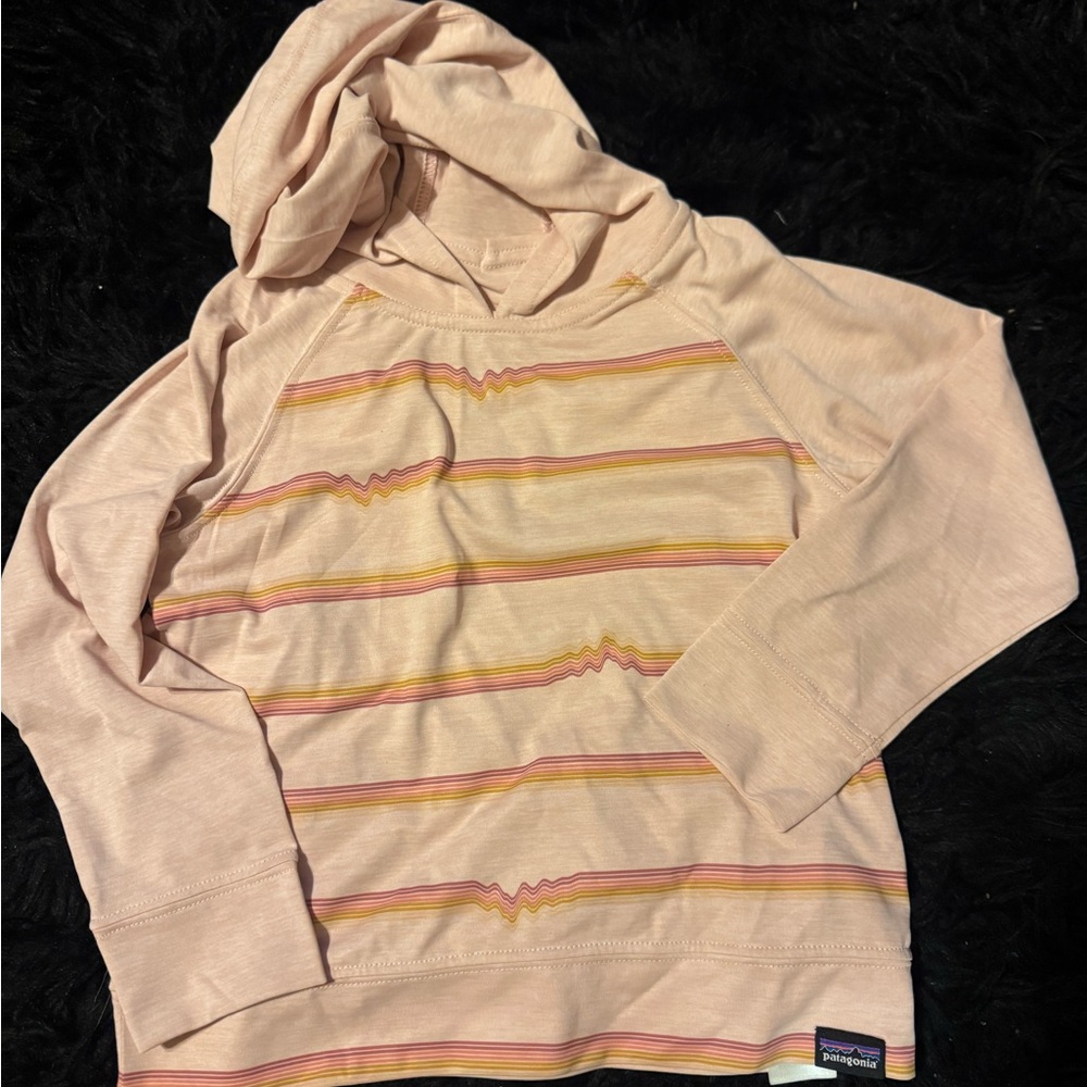 Patagonia Men's Cream Striped Sweater
